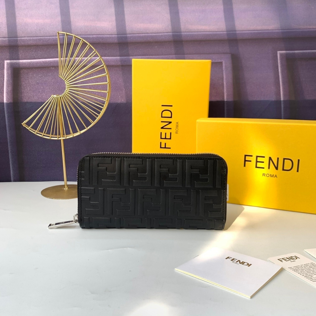 Portafoglio con chiusura a zip in pelle Zucca Nero