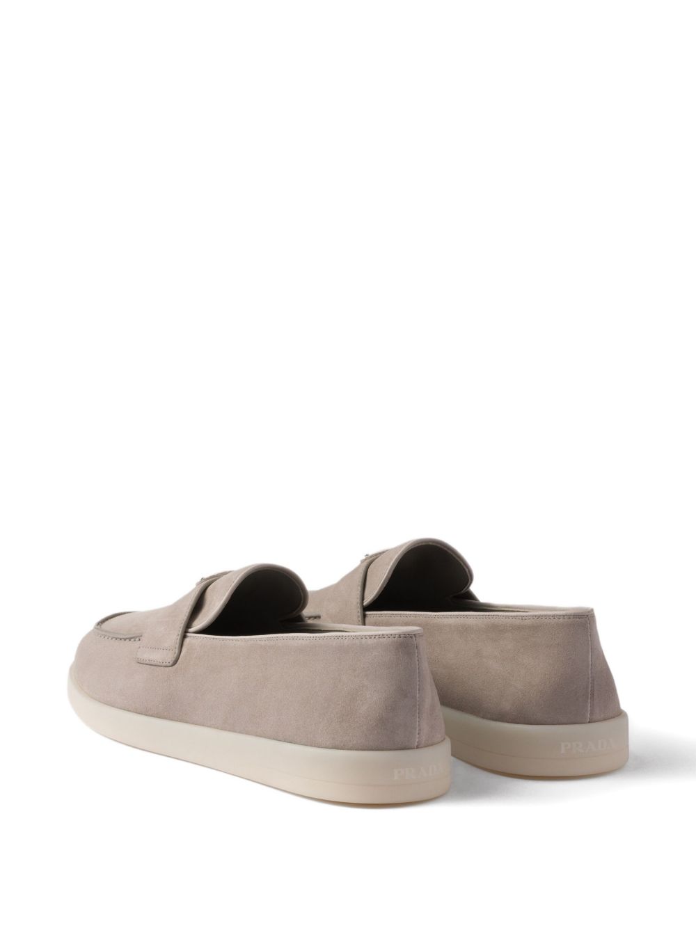 Mocassini in pelle scamosciata beige con logo triangolare