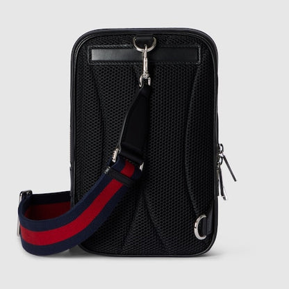 Borsa a tracolla GG nero misura piccola tessuto GG Supreme nero