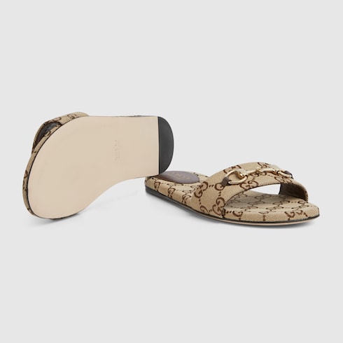 Women's slider sandal with dark beige and brown GG fabric clamp