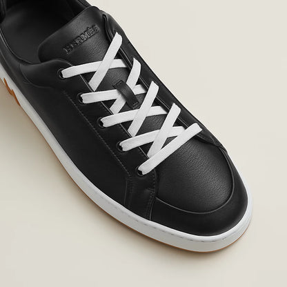 Kids' black/gold sneaker