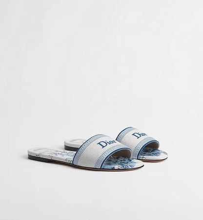 Dway Dioriviera Slide with white and blue Toile de Jouy Floral Garden motif
