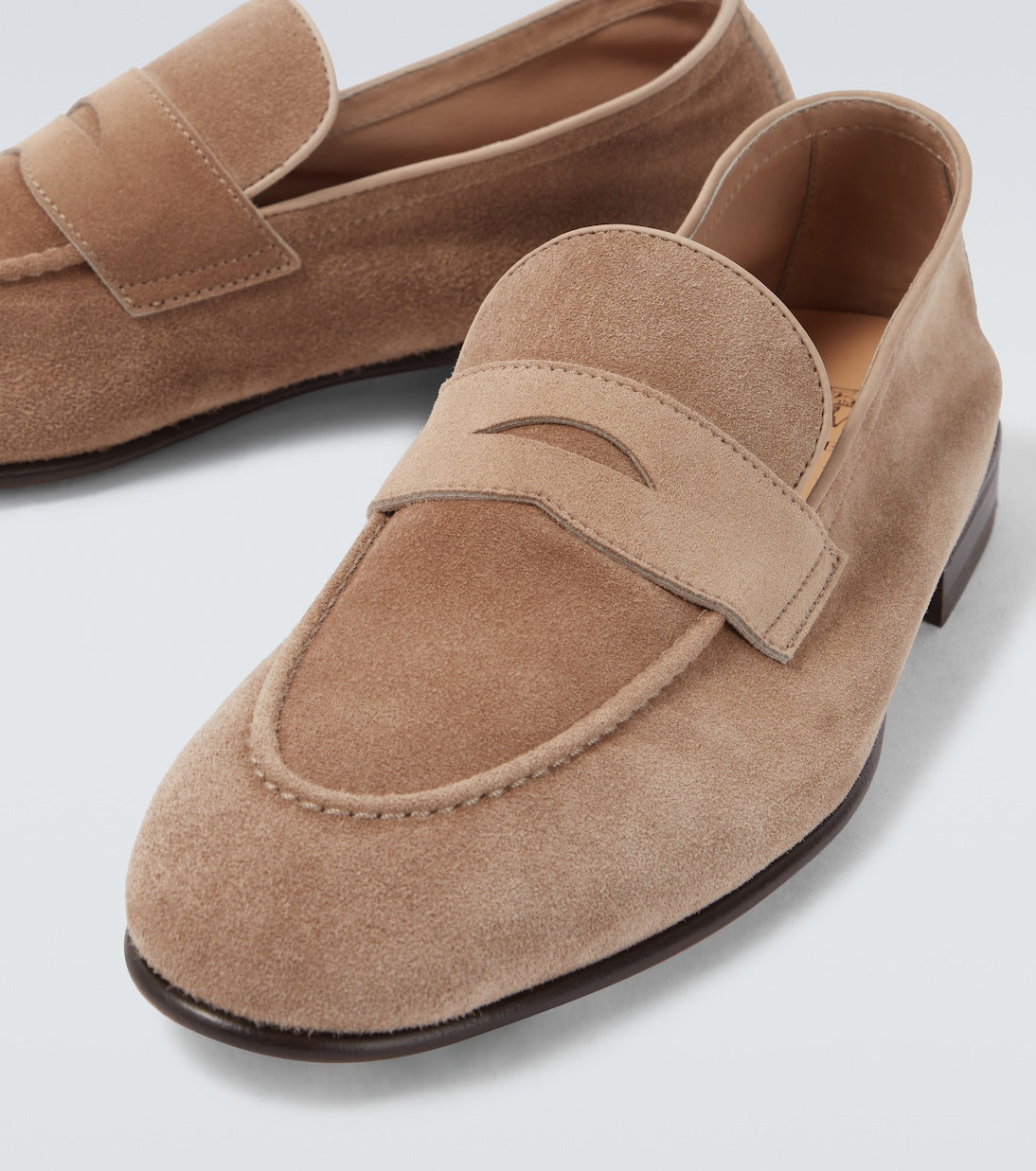 Penny loafers in beige suede