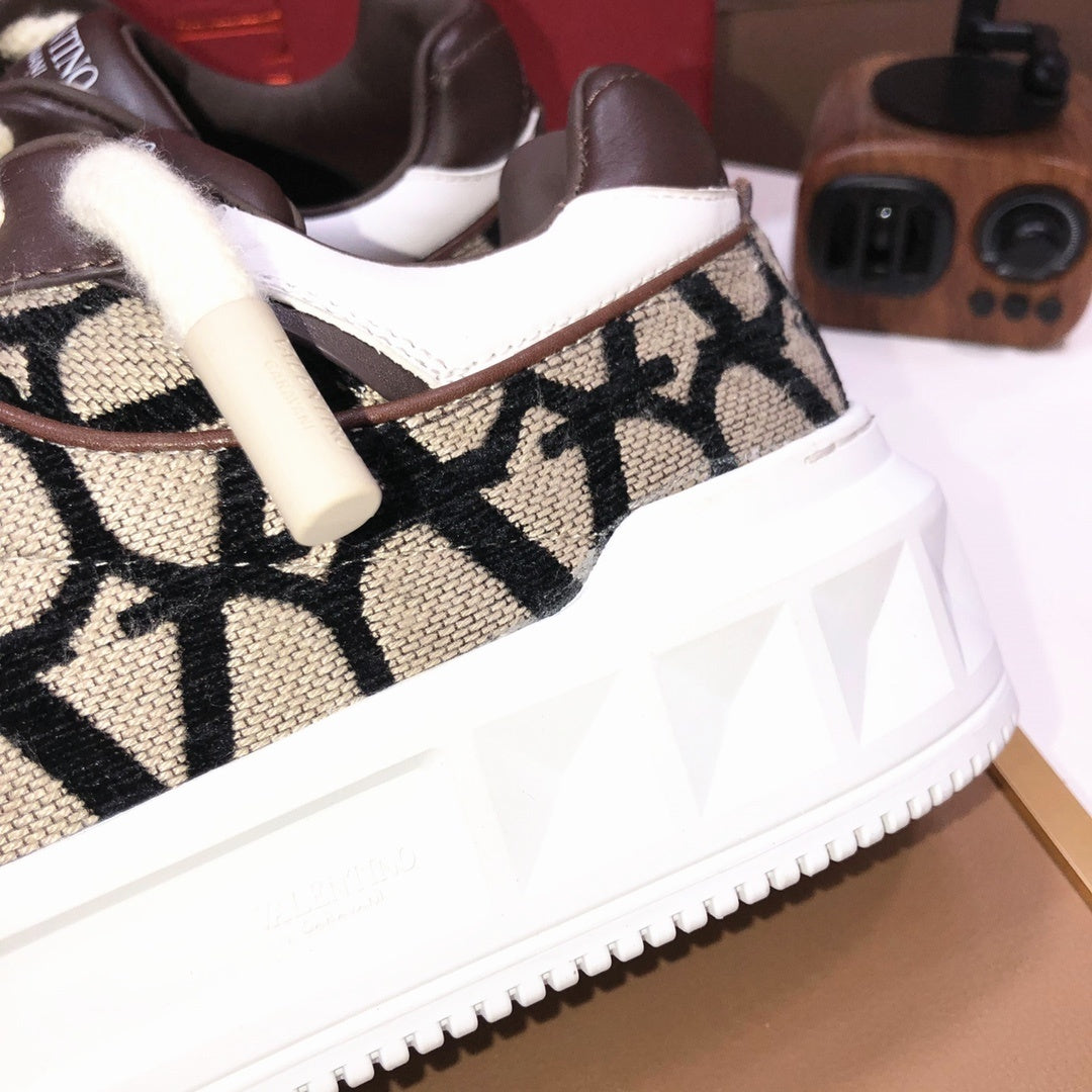 Sneaker One Stud XL Toile Iconographe