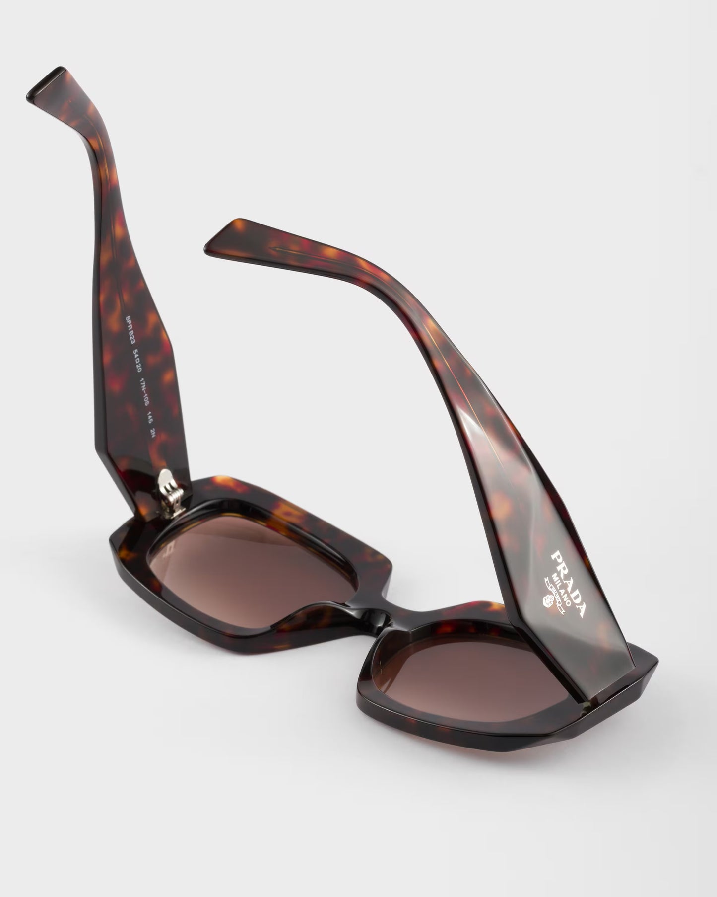 PP Sonnenbrille mit kaffeebraunen Gläsern