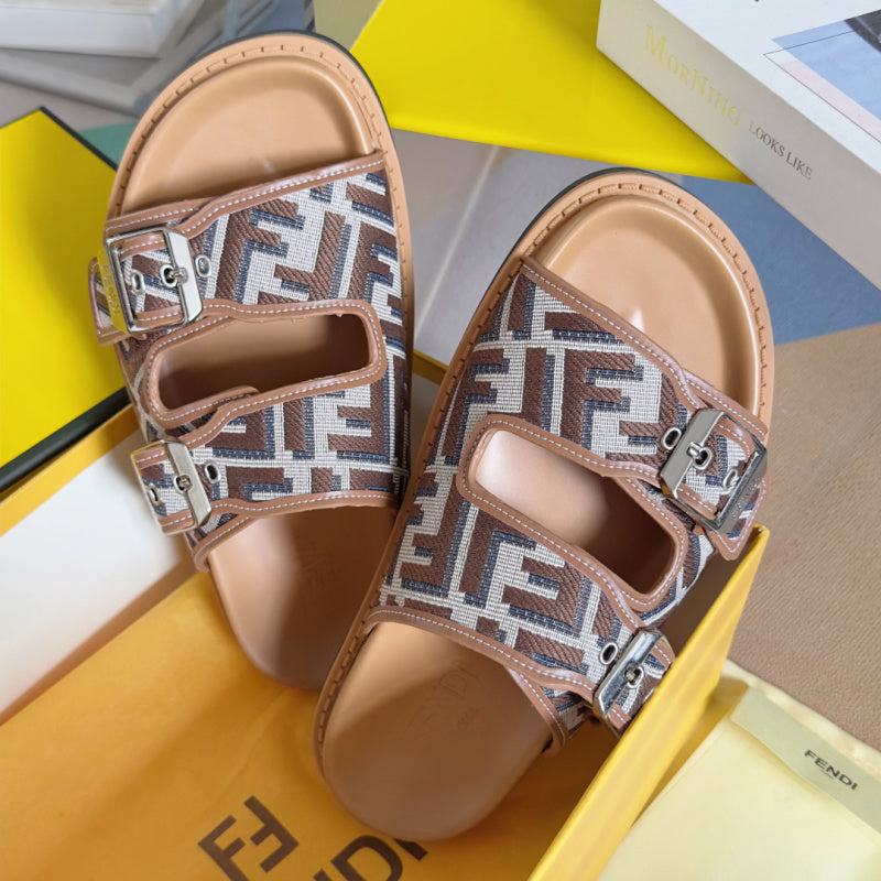 Feel slippers in beige FF jacquard