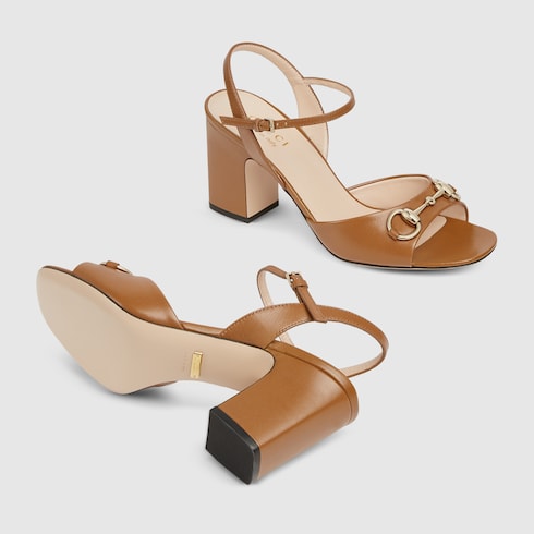 Damen-Sandalette mit braunem Lederknebel