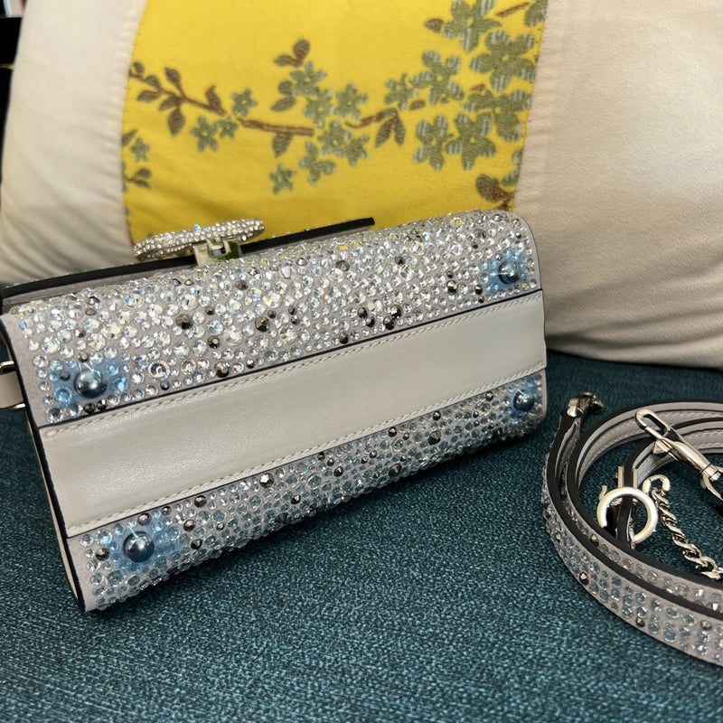 VSling mini borsa impreziosita da cristalli glitter bianca