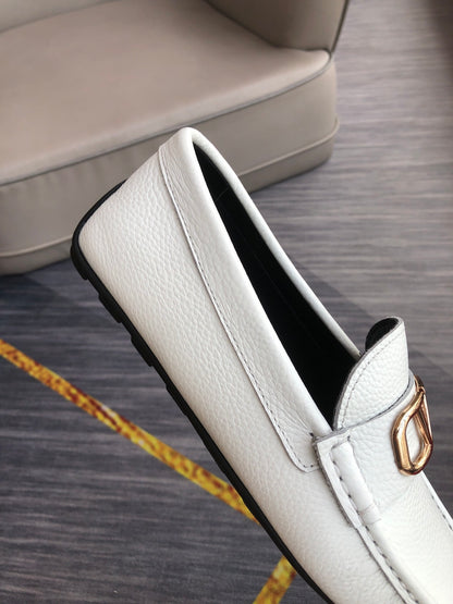 VLogo Mocassini driver in pelle bianche con firma