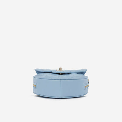 Borsa a forma di cuore grande in pelle di agnello trapuntata azzurra