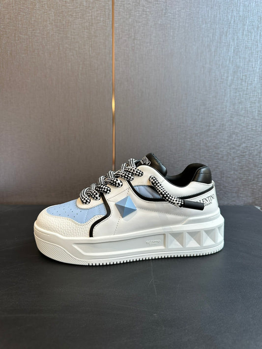 One Stud XL Sneakers basse in pelle nappa bianca/azzurra