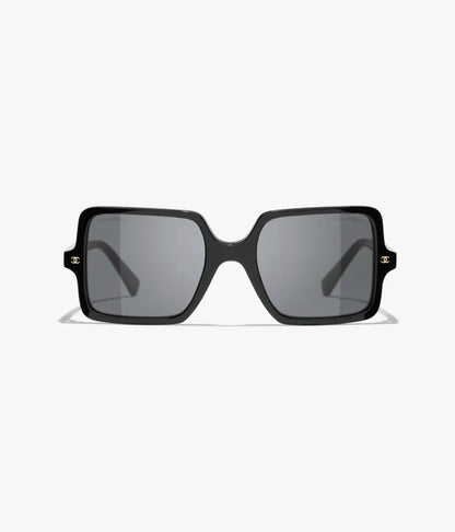 Occhiali da sole squadrati in acetato nero con lenti grigio scuro