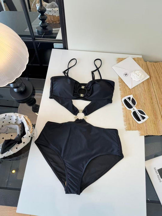 Costume Intero Triomphe Nero con Anelli Oro