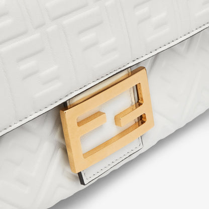 Baguette Chain Midi in nappa bianca