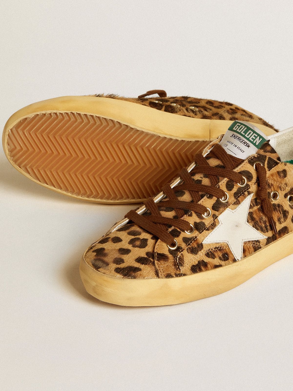 LTD in cavallino leopardato con stella e talloncino in pelle