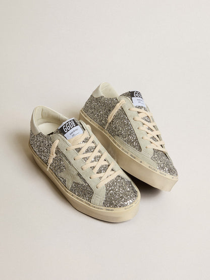 Glitter argento con stella in suede e talloncino bianco