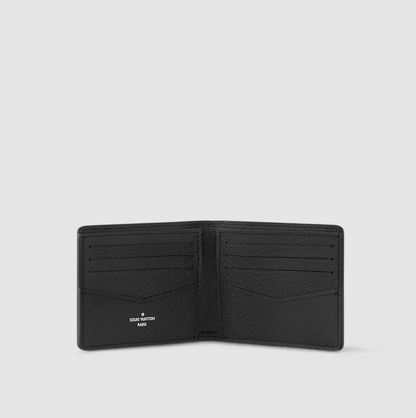 Slender Wallet Black Taïga Leather