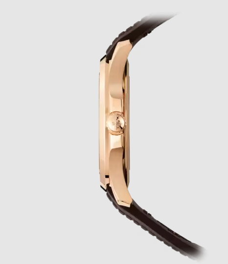 Aquanaut Date con cinturino marrone e finiture in oro rosa