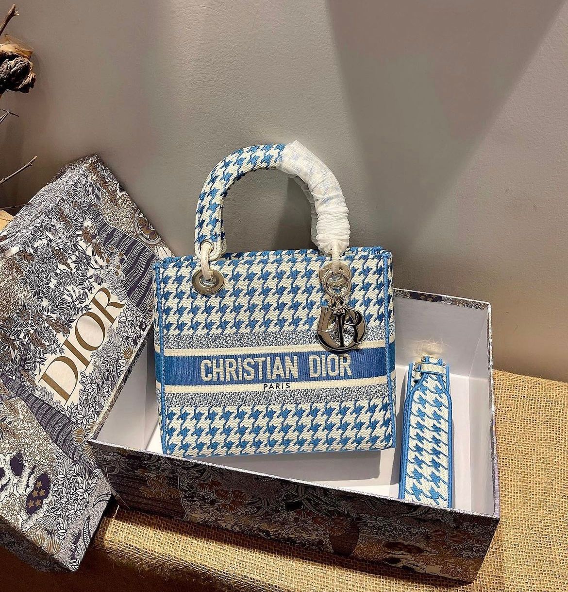 BORSA MEDIA DIOR BOOK TOTE AZZURRO