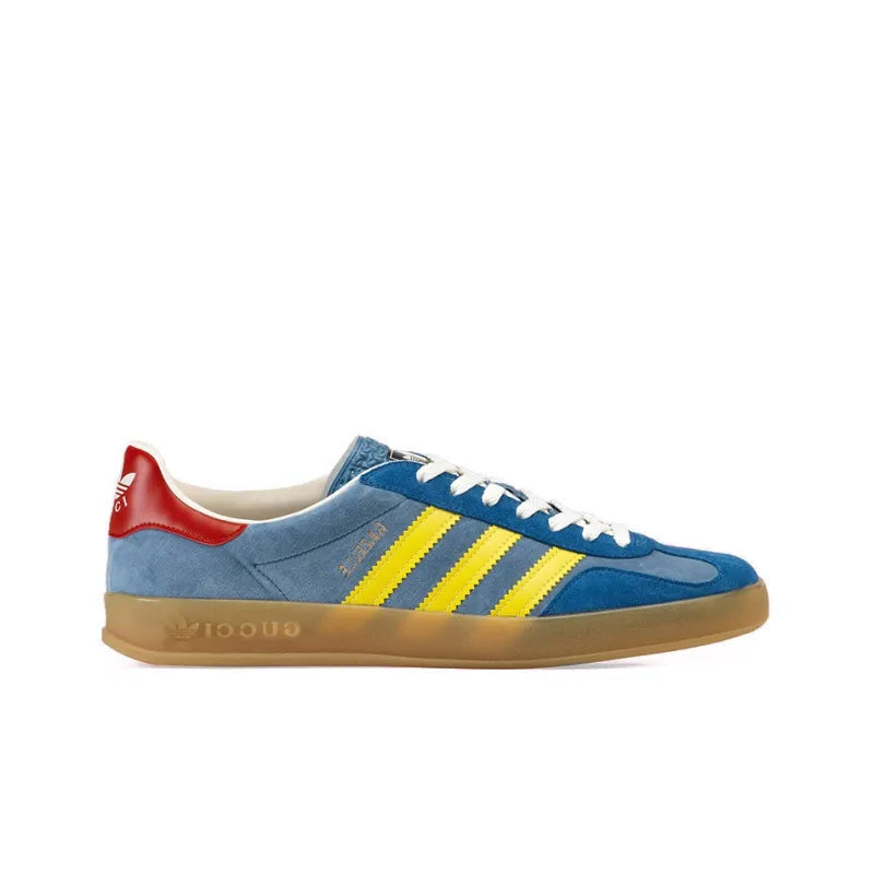 Sneakers Adidas x GG Gazelle in camoscio azzurro chiaro