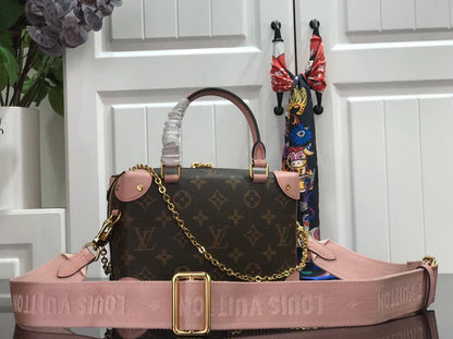 LV PETITE MALLE SOUPLE Rosa